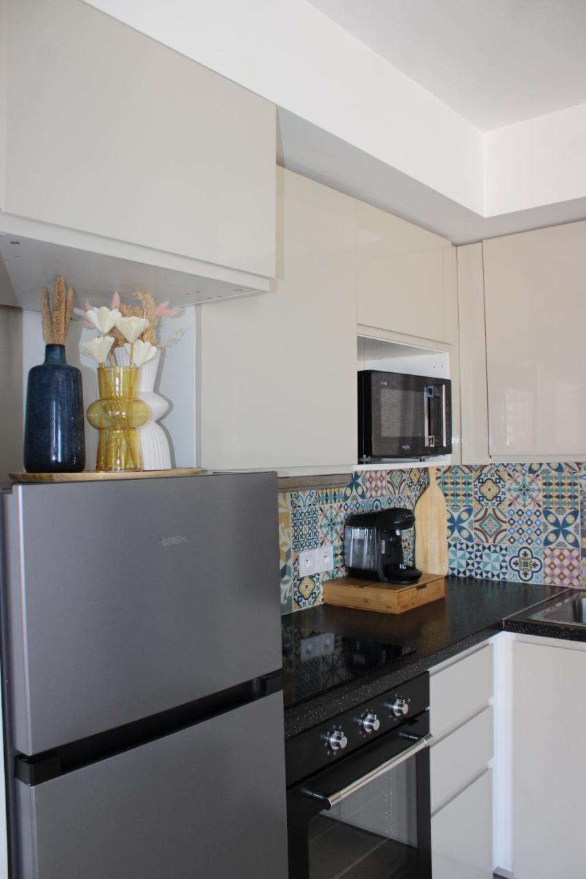 Appartement Elegant Et Lumineux Romainville Exterior photo